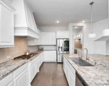 1714 Mccrae Hill Court - Photo Thumbnail 21