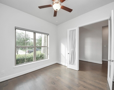 1714 Mccrae Hill Court - Photo Thumbnail 7