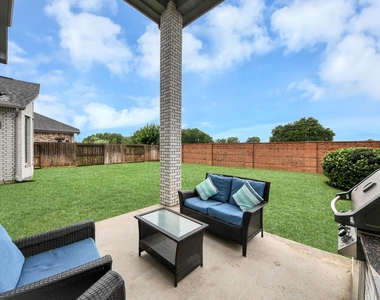 1714 Mccrae Hill Court - Photo Thumbnail 4
