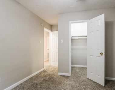 21126 N Tangle Creek Lane - Photo Thumbnail 14