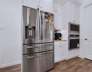 18015 Blossom Springs Court - Photo Thumbnail 21