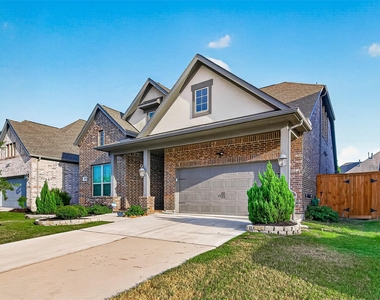18015 Blossom Springs Court - Photo Thumbnail 3