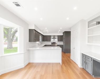 15202 La Paloma Drive - Photo Thumbnail 16