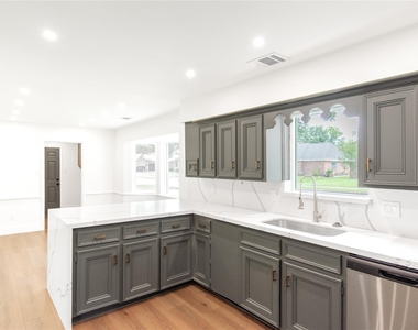 15202 La Paloma Drive - Photo Thumbnail 24