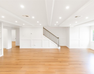 15202 La Paloma Drive - Photo Thumbnail 10