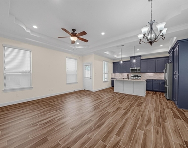 16936 W Ivanhoe - Photo Thumbnail 5