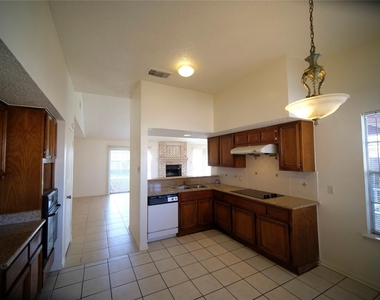 12051 Spring Grove Drive - Photo Thumbnail 3