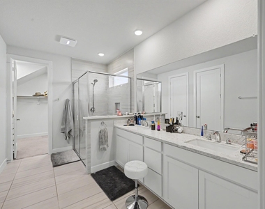155 Renodes Garden Lane - Photo Thumbnail 17