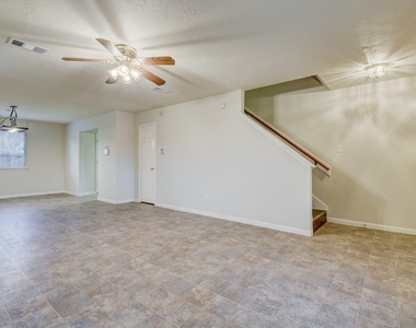 21615 Long Castle Drive - Photo Thumbnail 3