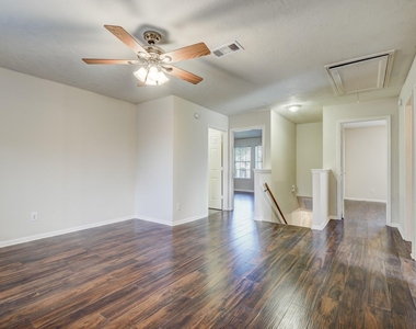21615 Long Castle Drive - Photo Thumbnail 15