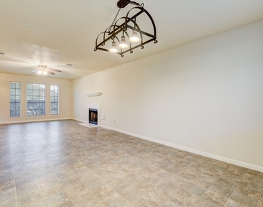 21615 Long Castle Drive - Photo Thumbnail 4