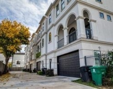 5717 Winsomelane - Photo Thumbnail 11