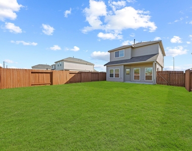 13425 Lucky Bill Lane - Photo Thumbnail 10