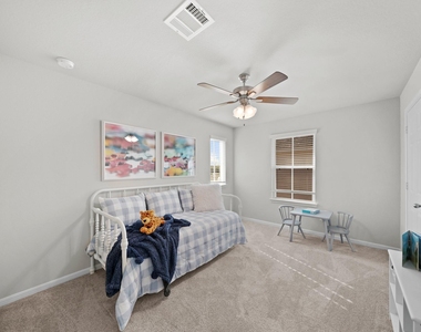 13425 Lucky Bill Lane - Photo Thumbnail 7
