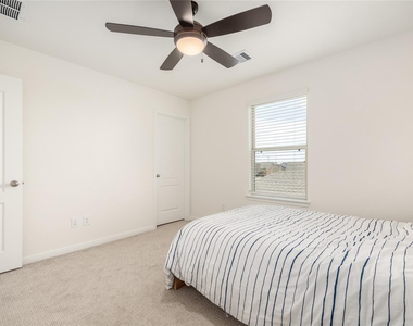8202 Leisure Point Drive - Photo Thumbnail 30