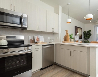 1690 North Loop - Photo Thumbnail 6