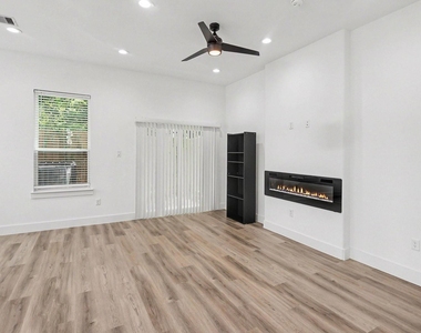 3717 Palmer Street - Photo Thumbnail 5