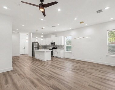 3717 Palmer Street - Photo Thumbnail 7