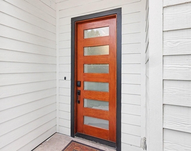 3717 Palmer Street - Photo Thumbnail 3