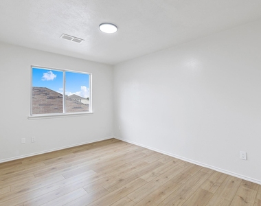 9031 Aspen Trace Lane - Photo Thumbnail 29