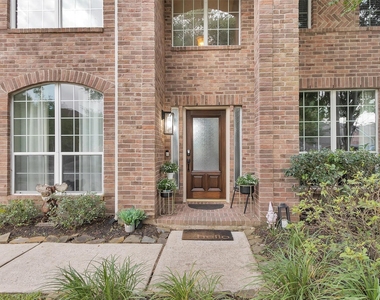 3002 E Lake Falls Circle - Photo Thumbnail 6
