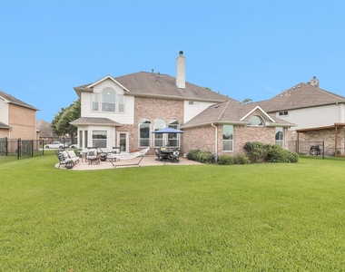 3002 E Lake Falls Circle - Photo Thumbnail 46