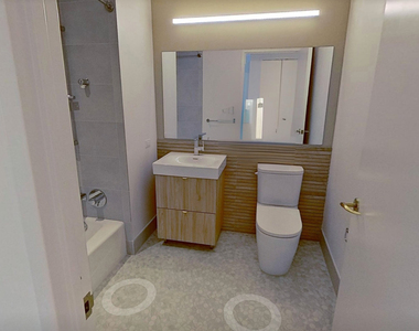 550 10th Avenue - Photo Thumbnail 4