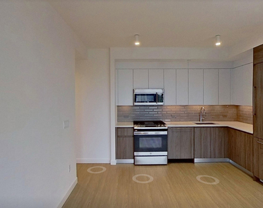 550 10th Avenue - Photo Thumbnail 1