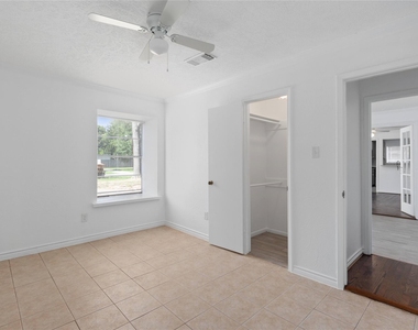 500 Shirleen Drive - Photo Thumbnail 23