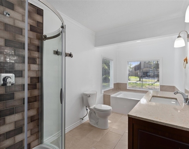 500 Shirleen Drive - Photo Thumbnail 26