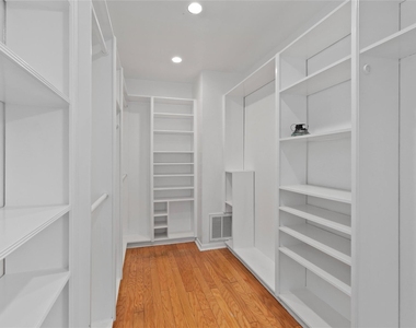 500 Shirleen Drive - Photo Thumbnail 30