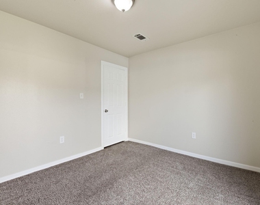 303 Gans Street - Photo Thumbnail 18