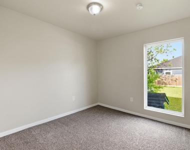 303 Gans Street - Photo Thumbnail 19