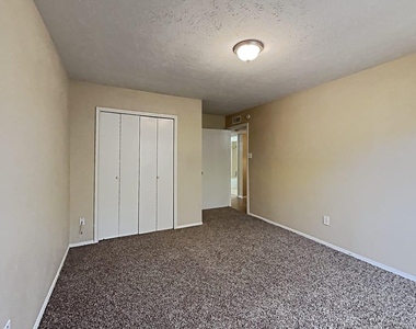 4343 Kevinkay Drive - Photo Thumbnail 7