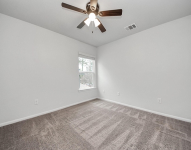 16692 E Ivanhoe Street - Photo Thumbnail 8