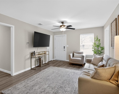 5233 Higgins Street - Photo Thumbnail 12