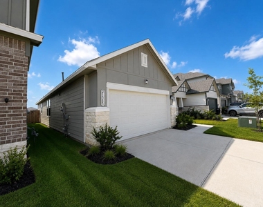 21535 Cypress Trellis Drive - Photo Thumbnail 2