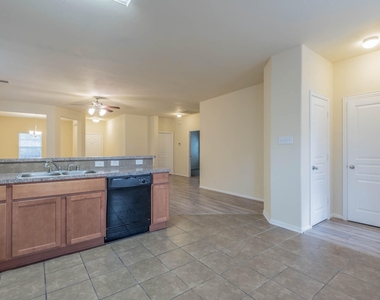 17407 Blackstone Trails Drive - Photo Thumbnail 8