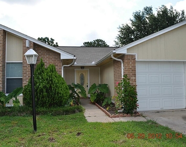 2706 Sunbird Drive - Photo Thumbnail 3