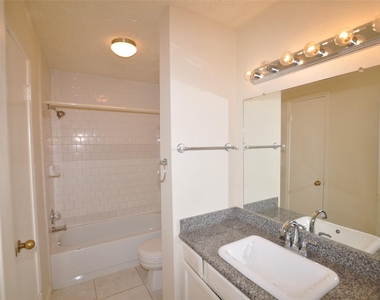 2706 Sunbird Drive - Photo Thumbnail 12