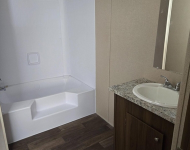 419 Egret Circle - Photo Thumbnail 4