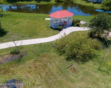 800 Del Rio Way - Photo Thumbnail 30