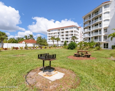 800 Del Rio Way - Photo Thumbnail 58