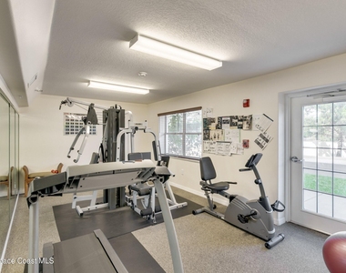 800 Del Rio Way - Photo Thumbnail 45