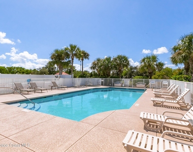 800 Del Rio Way - Photo Thumbnail 48