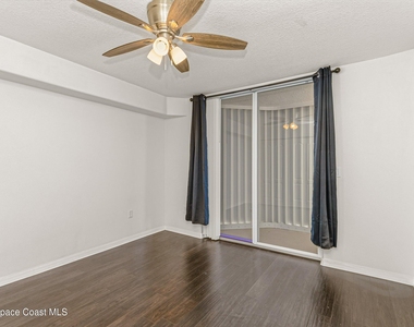 800 Del Rio Way - Photo Thumbnail 22