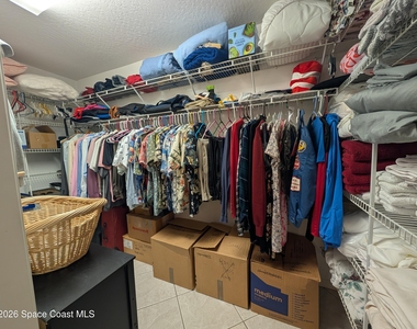 447 Lake Victoria Circle - Photo Thumbnail 24