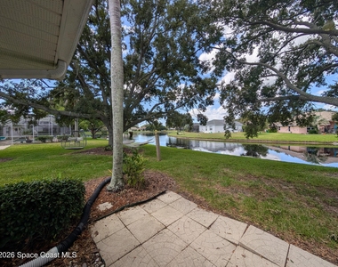 447 Lake Victoria Circle - Photo Thumbnail 35