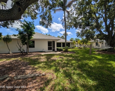 447 Lake Victoria Circle - Photo Thumbnail 39