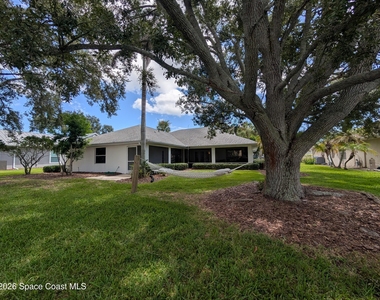 447 Lake Victoria Circle - Photo Thumbnail 38